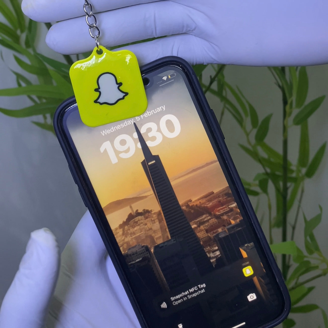 Snapchat - AxusTap 1 – Seamless Connections, One Tap Away.